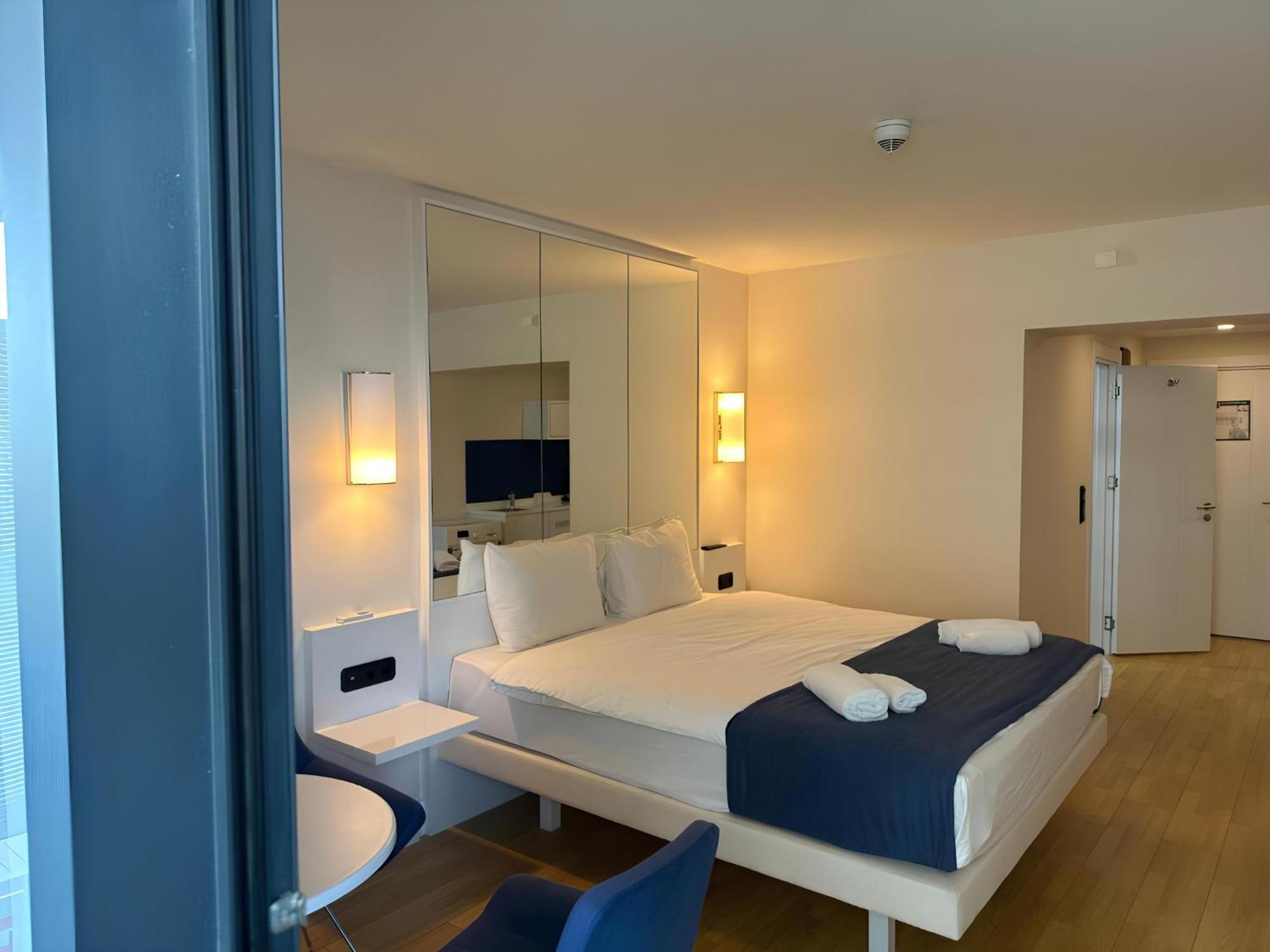 Orbi Sea View شقة باتومي