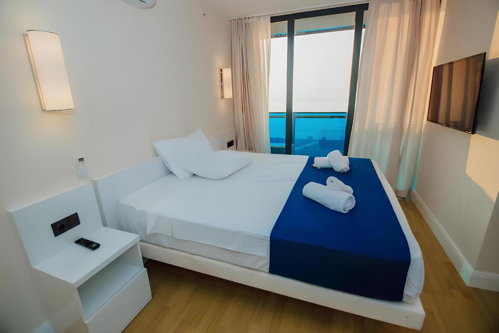 Orbi Sea View